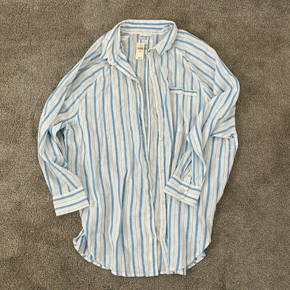 New with Tags Aerie Pool to Party Linen Button Down Top